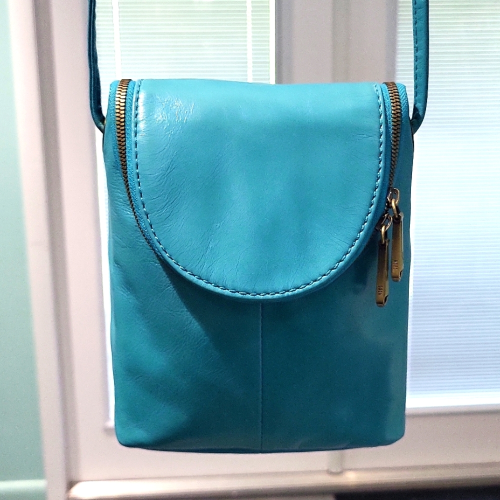Hobo brand crossbody blue purse